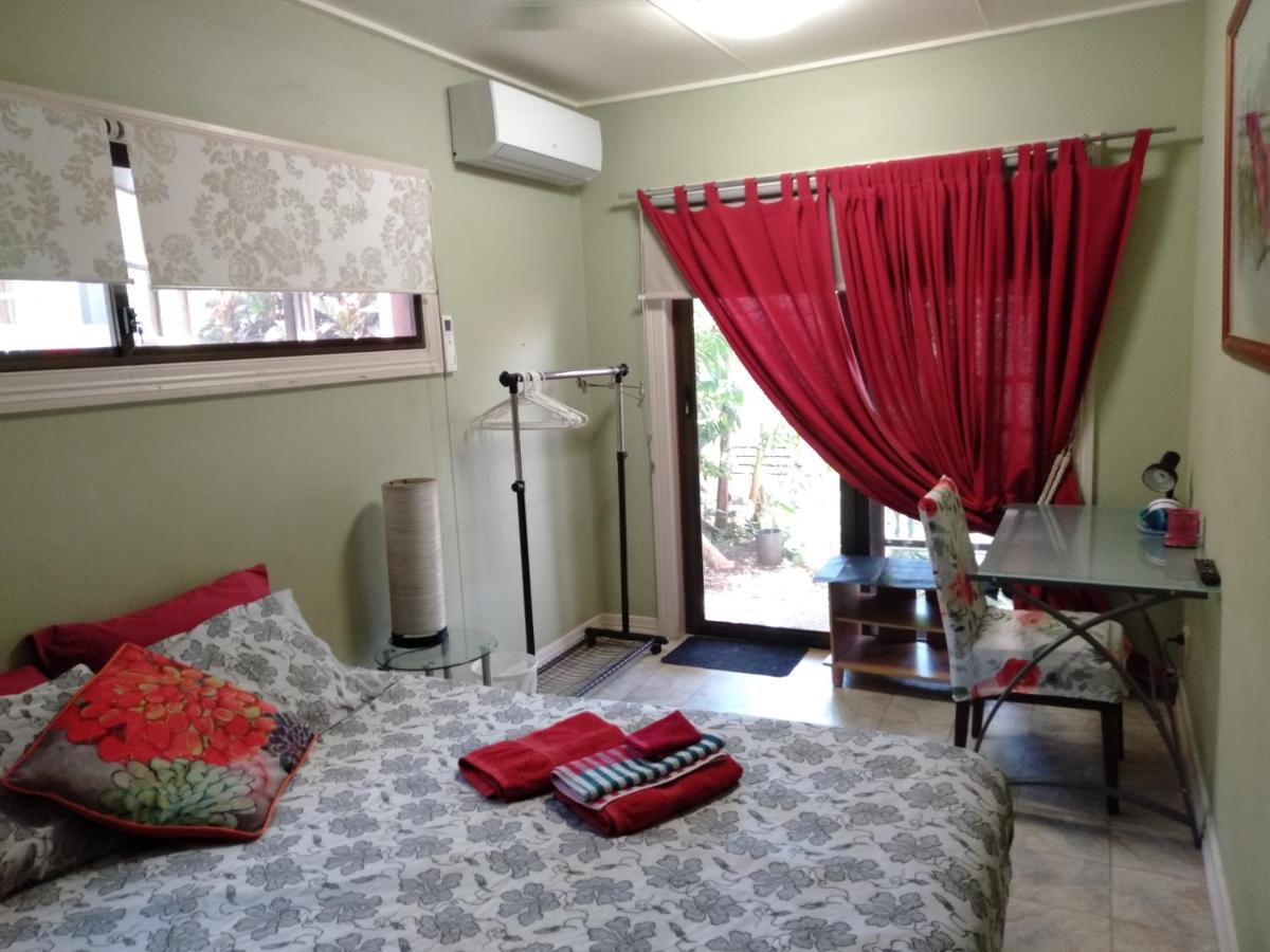 Homestay At Julie'S Cairns Kültér fotó